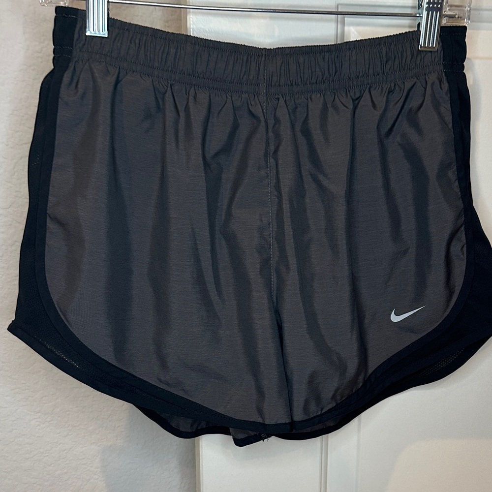 Nike womens Gray and Black Athletic Running Shorts NWOT